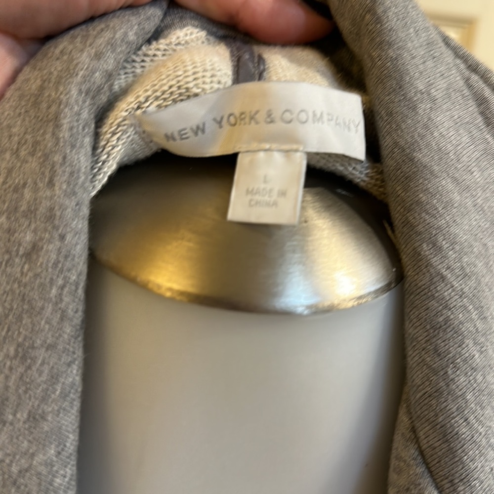 Grey Jacket - Picture 4 of 5